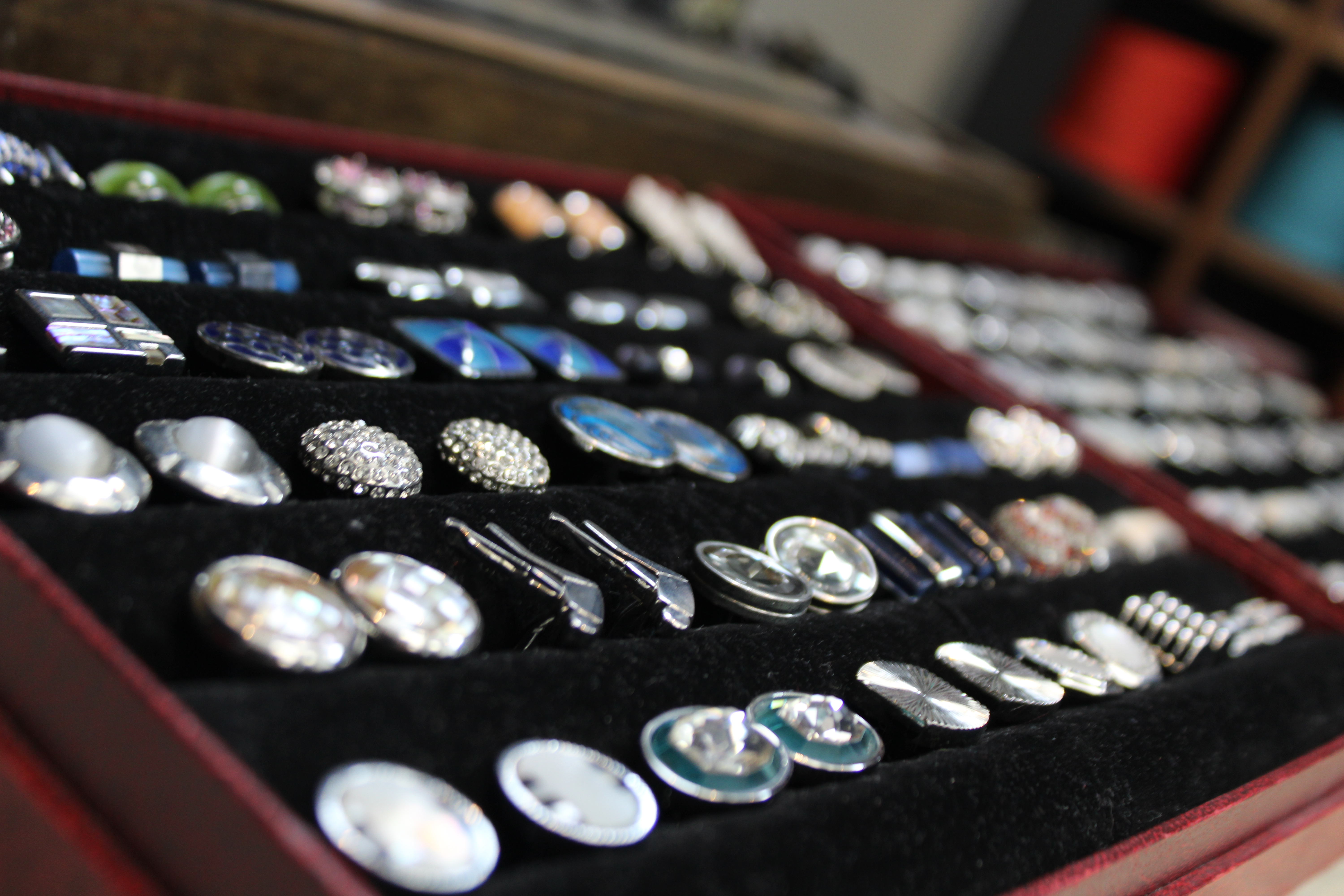 Tailoring accessories